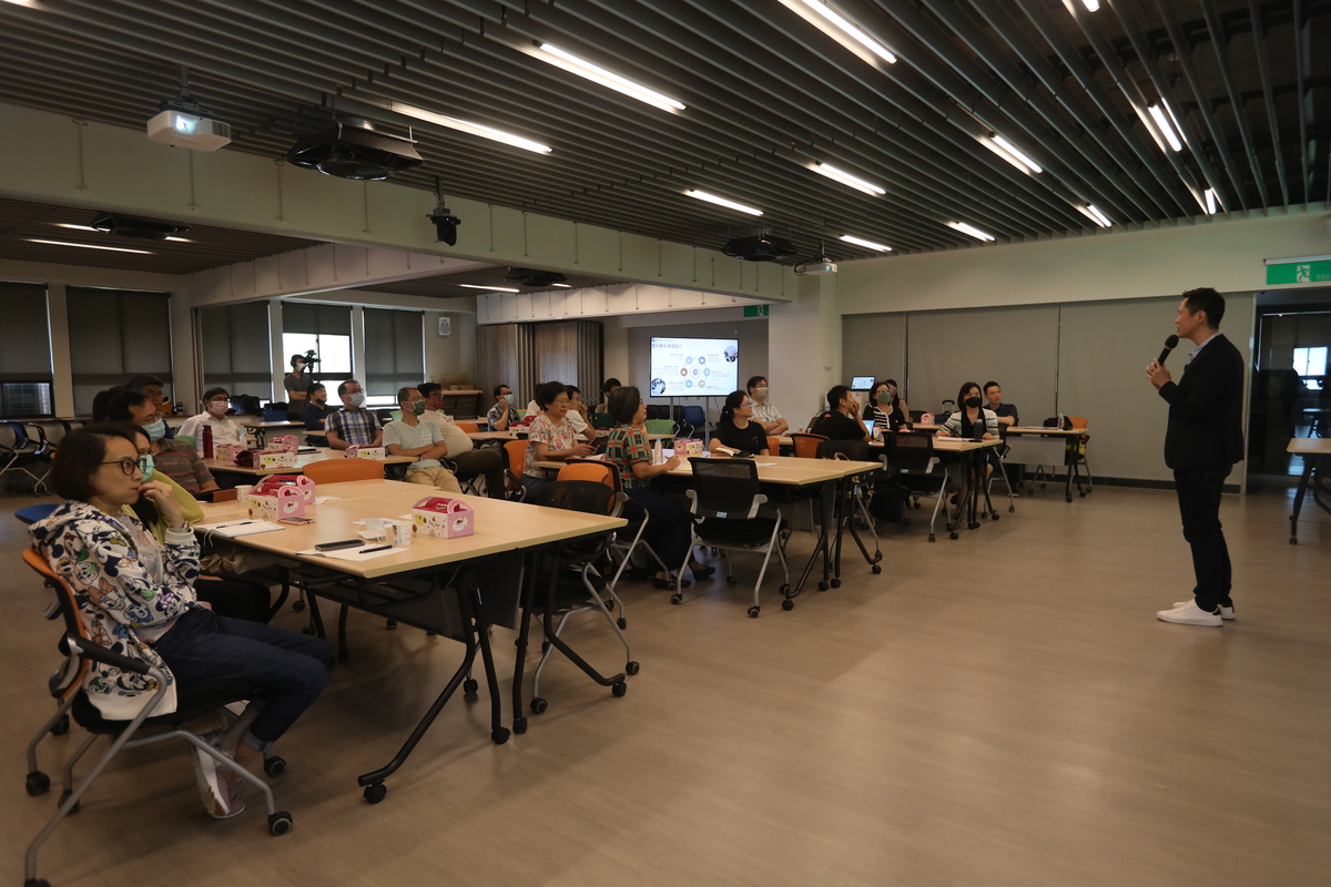 增進學生英語力　EMI講座分享授課妙方(另開新視窗/jpg檔)圖片
