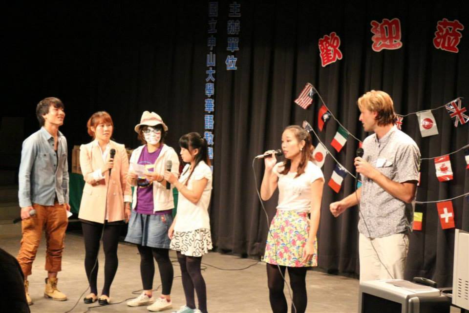 第十五屆外國人華、台語歌唱比賽熱鬧落幕(另開新視窗/jpg檔)圖片