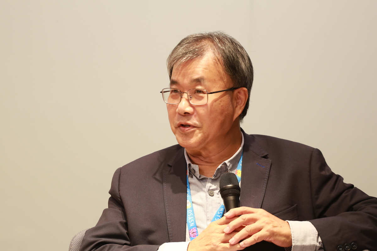 中山大學校長鄭英耀表示，台灣除了在新冠肺炎防疫上獲得很大成就，成為全世界矚目的焦點，陳肇隆醫師頂尖的換肝技術，更是將台灣的醫療能量推向國際舞台。(另開新視窗/jpg檔)圖片