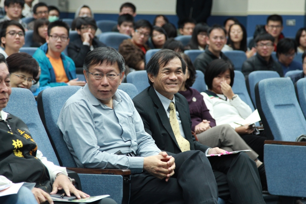柯文哲市長參與2016 iVoter議題立場發表會(另開新視窗/jpg檔)圖片