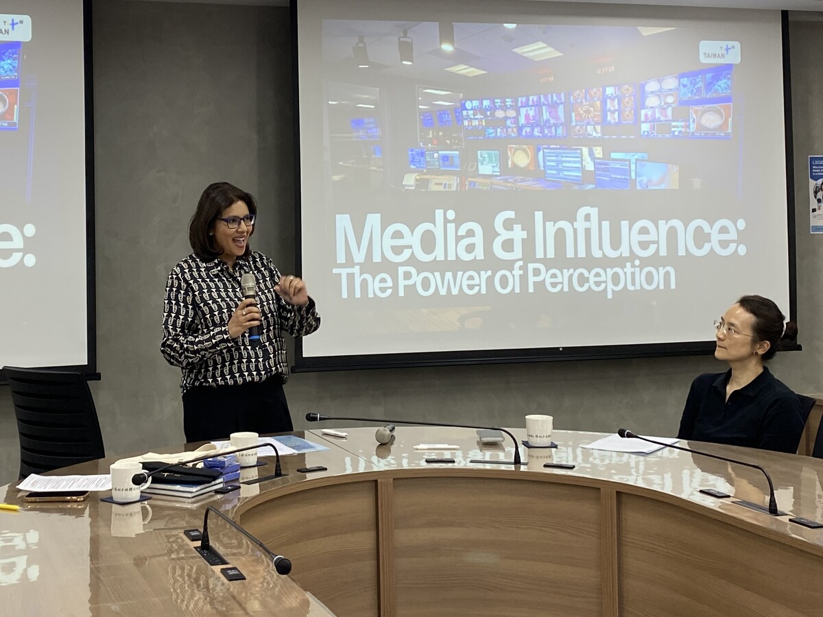 擁有逾20年國際新聞實務經驗、現任TaiwanPlus新聞中心主任的資深媒體人Divya Gopalan（戈巴蘭）。(另開新視窗/jpg檔)圖片