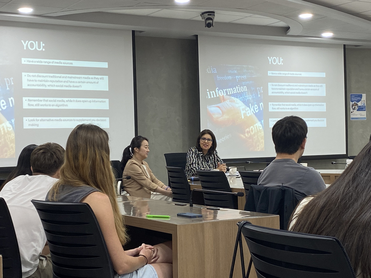 講座中最引人關注的內容是針對同一時間各國傳統媒體對臺灣半導體產業報導的敘事分析。(另開新視窗/jpg檔)圖片