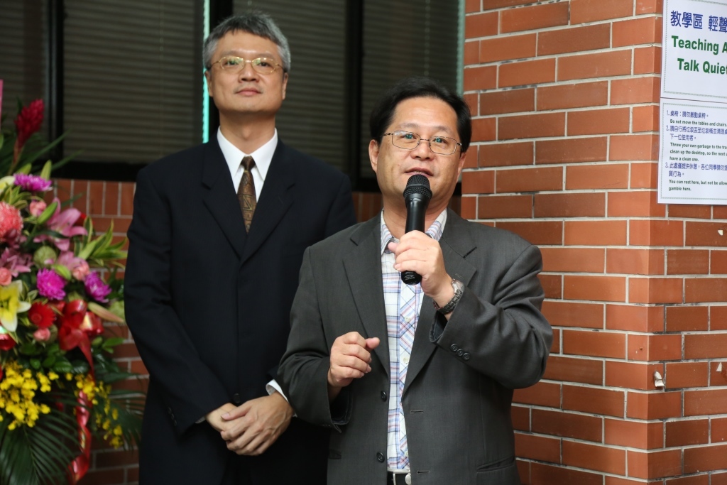 黃志青副校長祝福中心論文高產值(另開新視窗/jpg檔)圖片