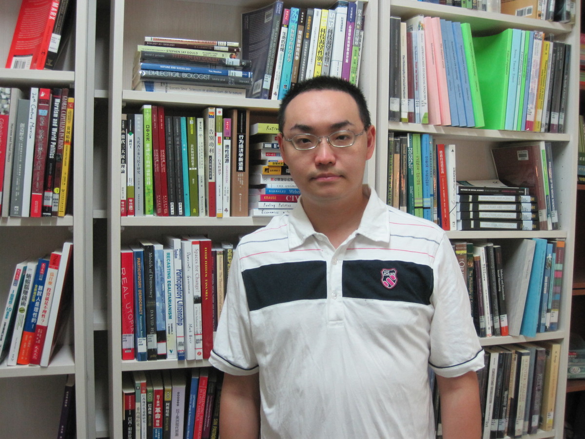 社會學系萬毓澤助理教授(另開新視窗/jpg檔)圖片