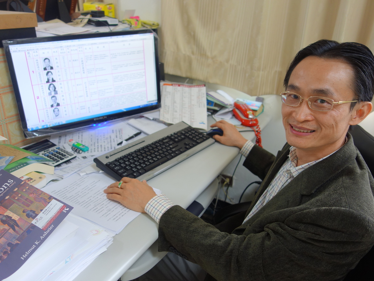 中山大學研究：娃娃臉候選人　易獲選民青睞(另開新視窗/jpg檔)圖片