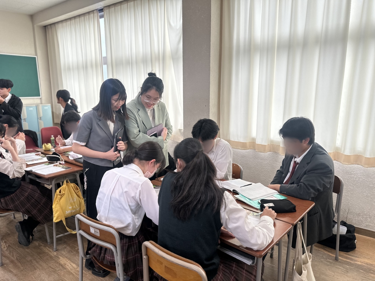 中山大學師培生在京都花園中學教學現場觀摩(另開新視窗/jpg檔)圖片