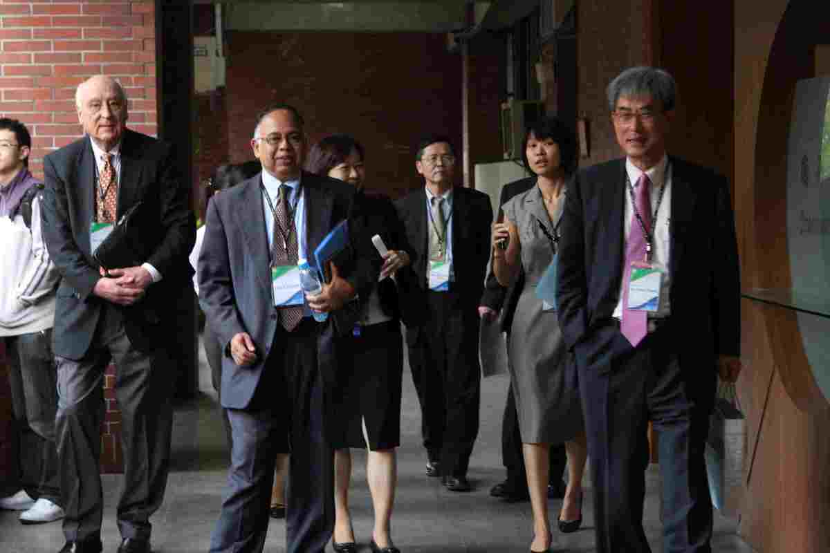 20100111 躋身全球5%商管認證學院中山管院通過AACSB再認證(另開新視窗/jpg檔)圖片