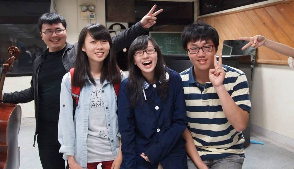 散場：表演者與聽眾(另開新視窗/jpg檔)圖片