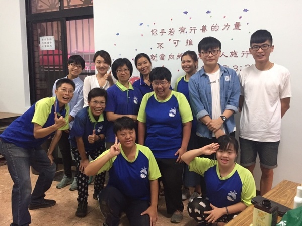 方舟團隊(另開新視窗/jpg檔)圖片