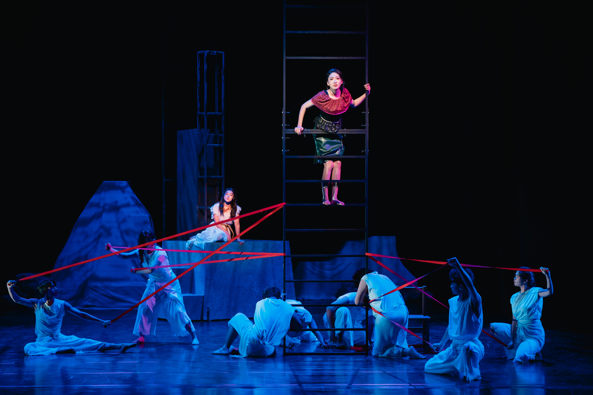 《蝶變纏身》攝影／李玉琦(另開新視窗/jpg檔)圖片