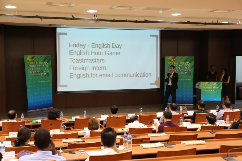 青年老外當顧問 中山大學幫企業找人才(另開新視窗/jpg檔)圖片