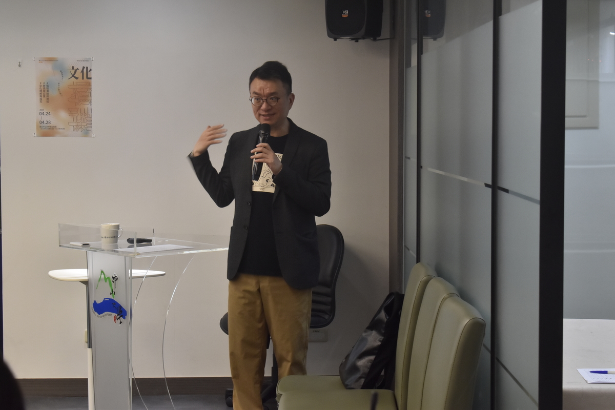 金馬影展聞天祥執行長從小就對電影非常痴迷，他闡述踏入影評這條路的緣由及心路歷程，以及策劃臺北電影節、金馬影展的經歷及見聞。(另開新視窗/jpg檔)圖片