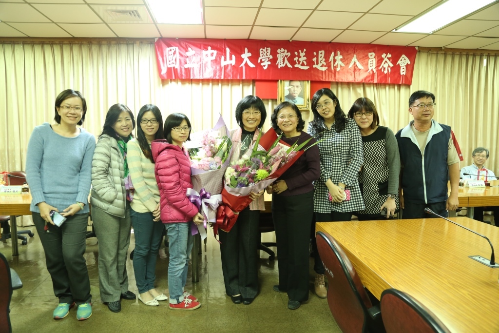 105年度上半年歡送退休人員茶會(另開新視窗/jpg檔)圖片