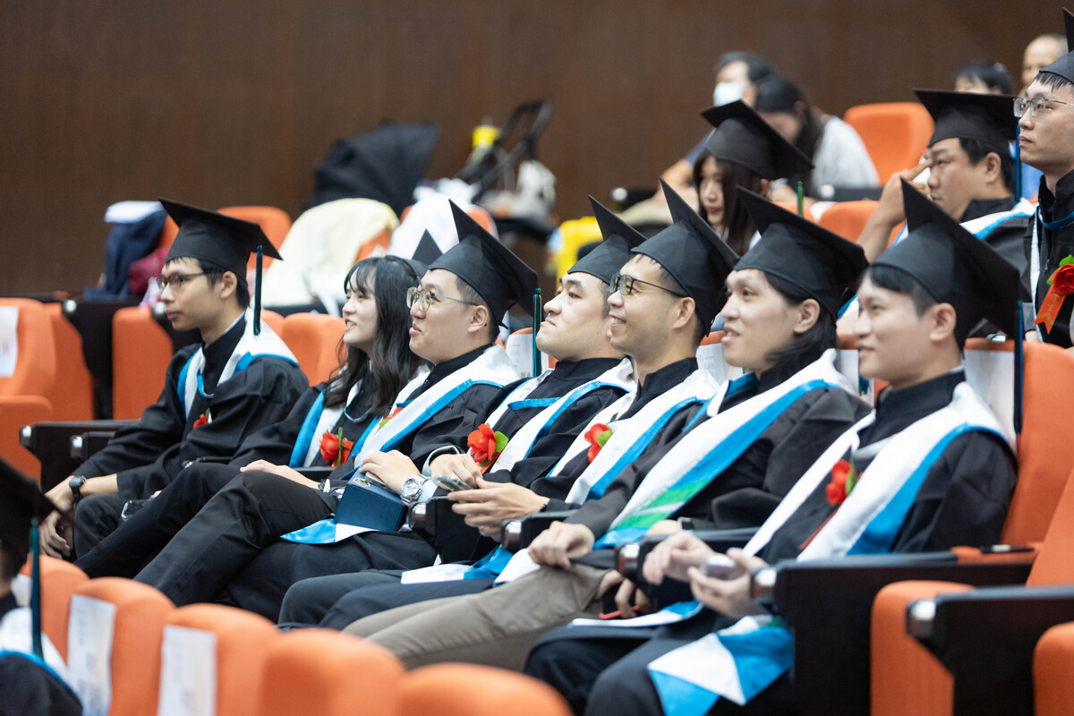中山大學後醫畢典　首屆準醫師將赴偏鄉醫療第一線(另開新視窗/jpg檔)圖片