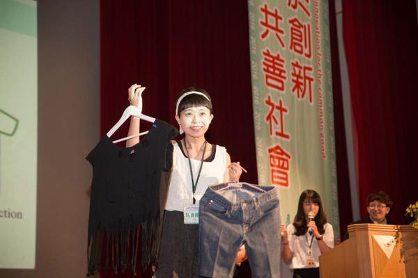 決賽時以二手衣物實物示範(另開新視窗/jpg檔)圖片