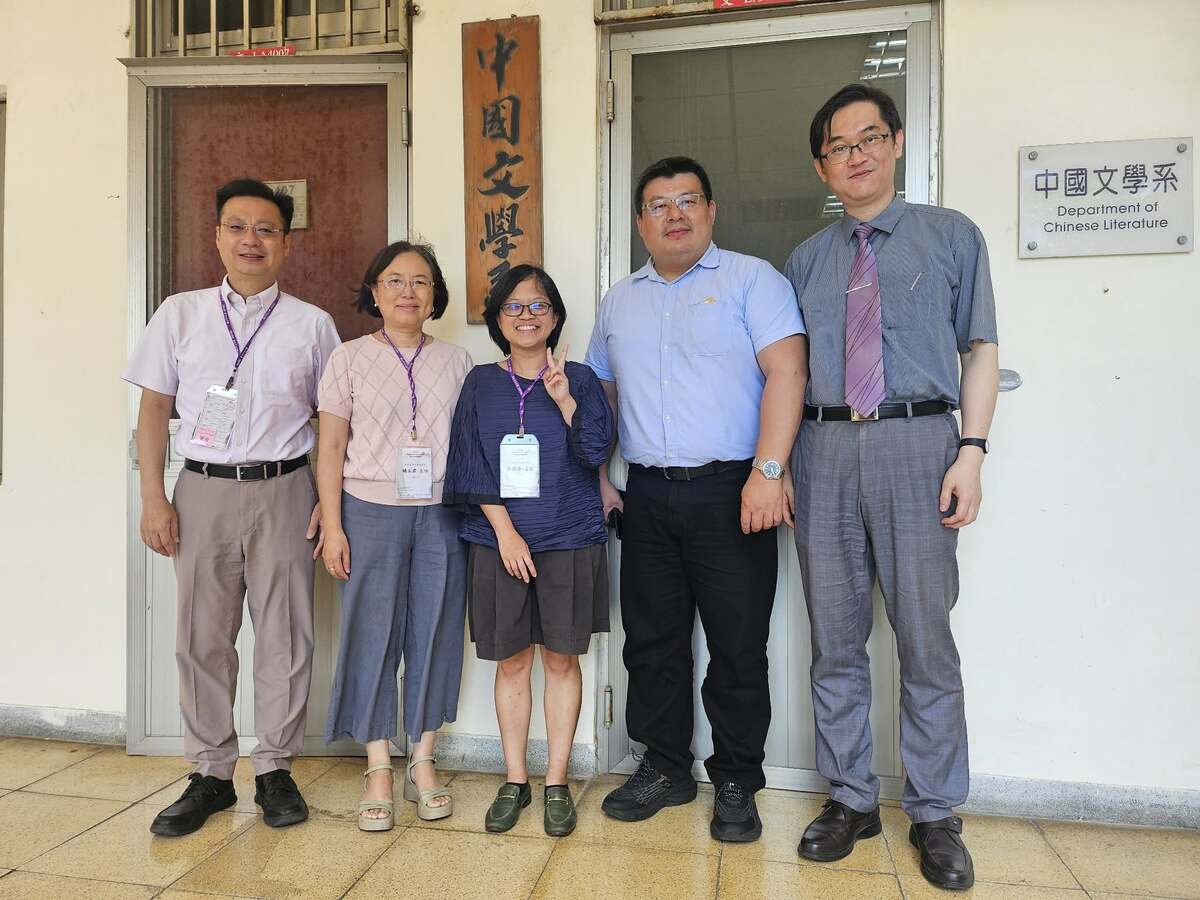 五校系主任合影(另開新視窗/jpg檔)圖片