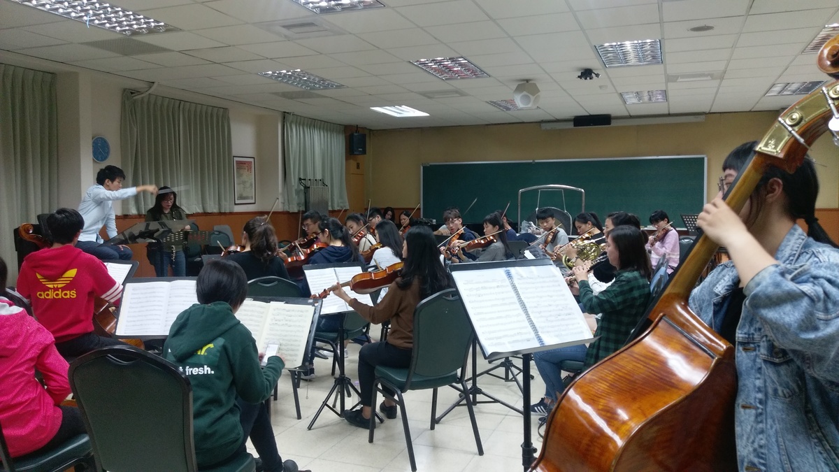 影音》演奏3大古典樂曲　中山音樂系樂團平安夜演出(另開新視窗/jpg檔)圖片
