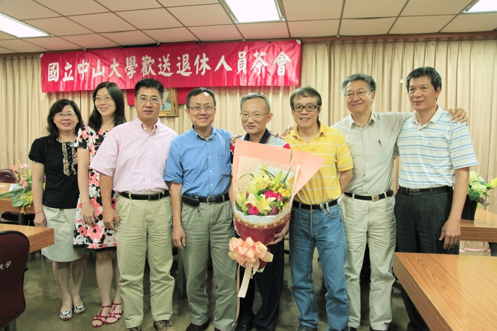 合影留念(另開新視窗/jpg檔)圖片