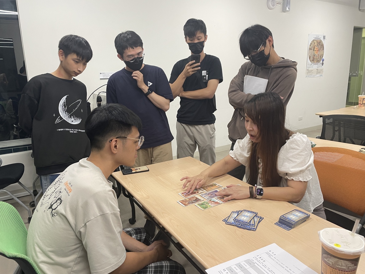 示範占卜流程與解牌技巧(另開新視窗/jpg檔)圖片