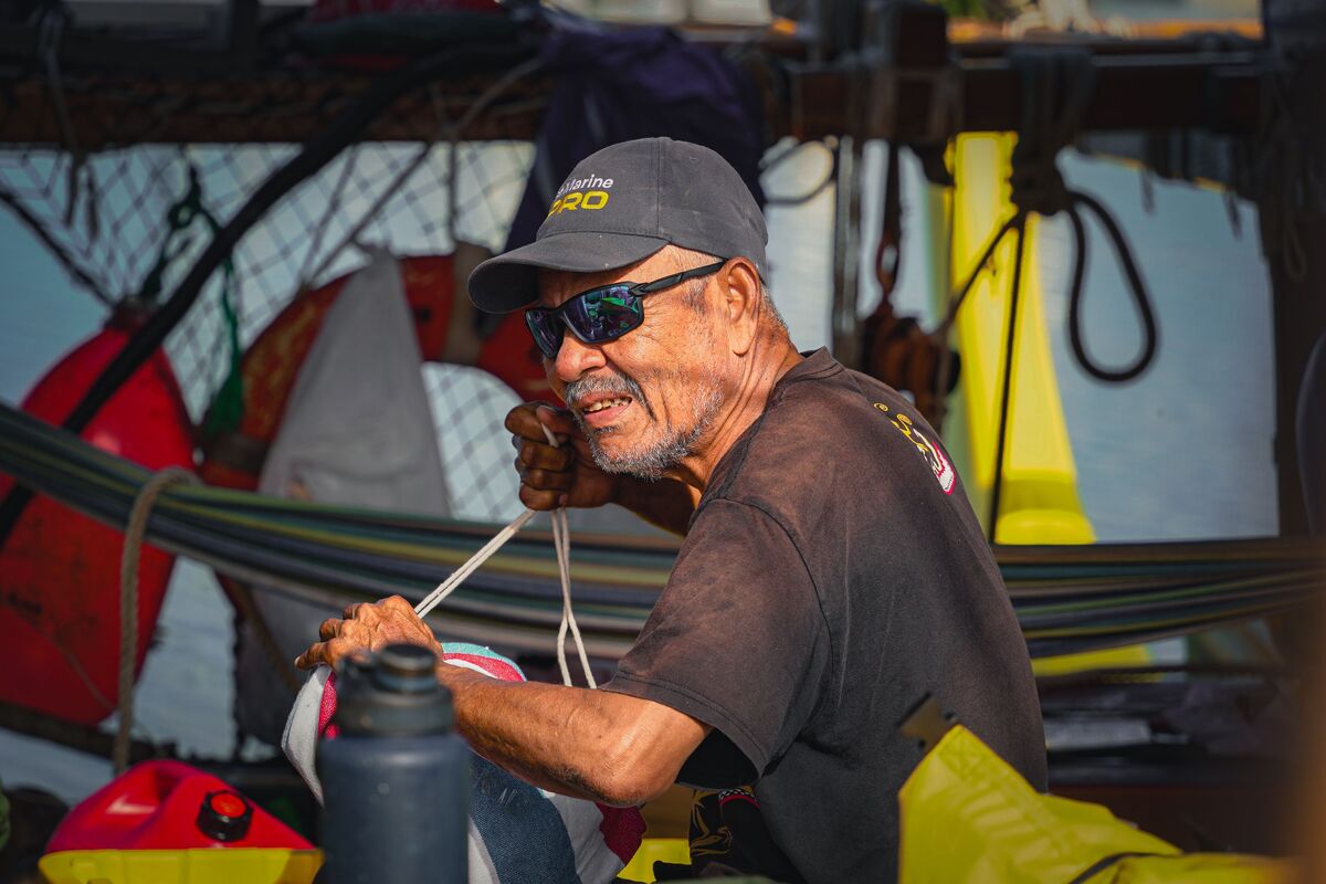 「無私分享號」(Alingano_Maisu)船長Sesario_Sewralur整備航程所需(另開新視窗/jpg檔)圖片