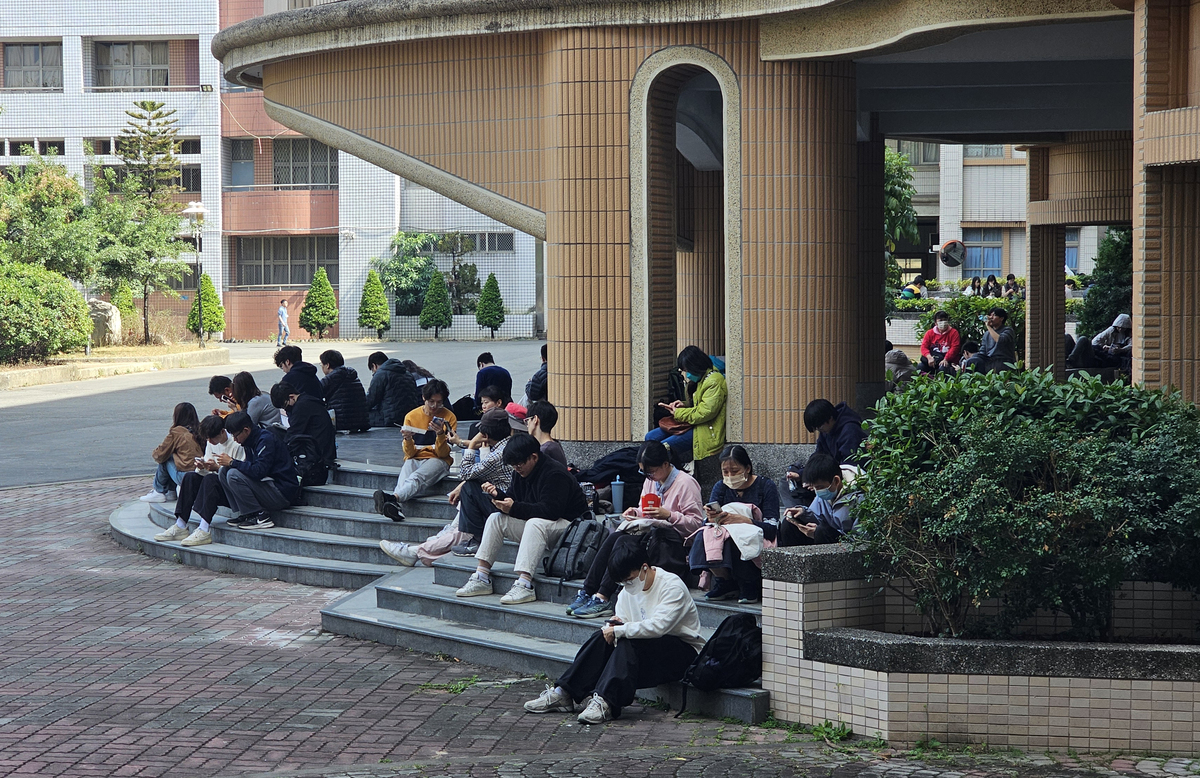 國立中山大學115學年度碩士班招生考試(另開新視窗/jpg檔)圖片