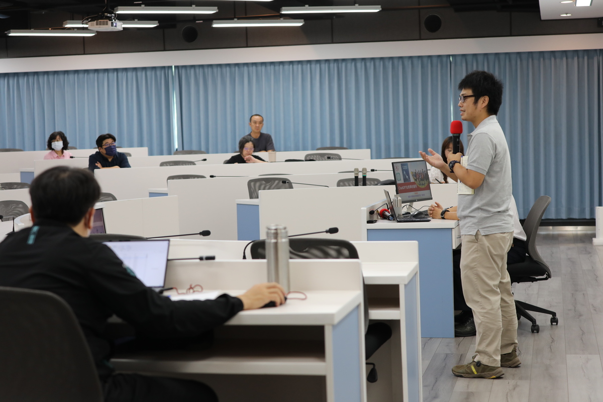 善用AI工具　前教育部主秘李坤崇談ChatGPT五特質五缺失(另開新視窗/jpg檔)圖片