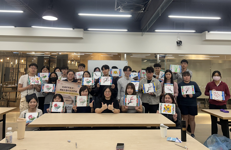 從廟宇到生活 西灣微學分課程體驗彩繪工藝圖片