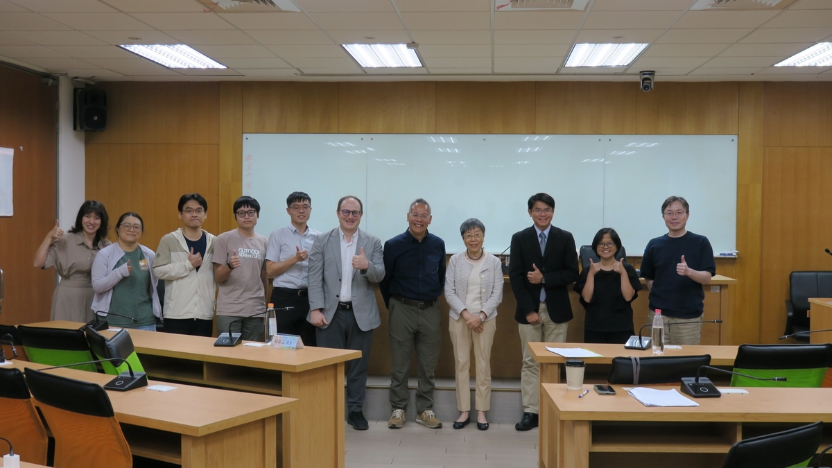 「晚清中國穗港澳地區的醫學的全球在地化」講座合影(另開新視窗/jpg檔)圖片