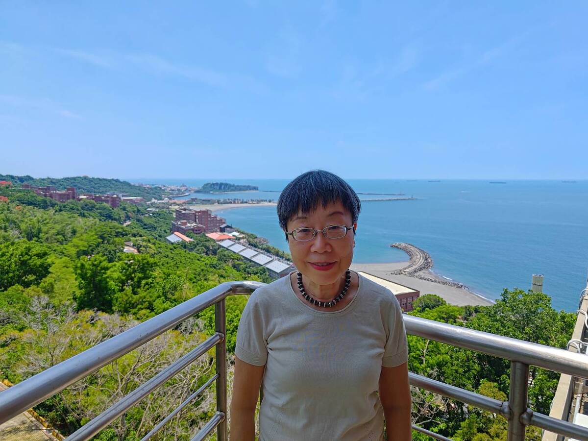 中山大學「世界共生與人文創新講座」邀請梁其姿院士蒞臨西子灣進行院士講座(另開新視窗/jpg檔)圖片