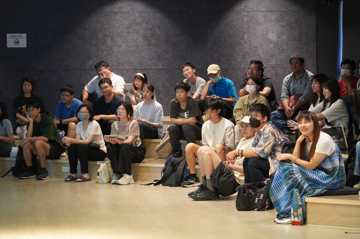 「透過書寫和世界建立連結」專題講座(另開新視窗/jpg檔)圖片