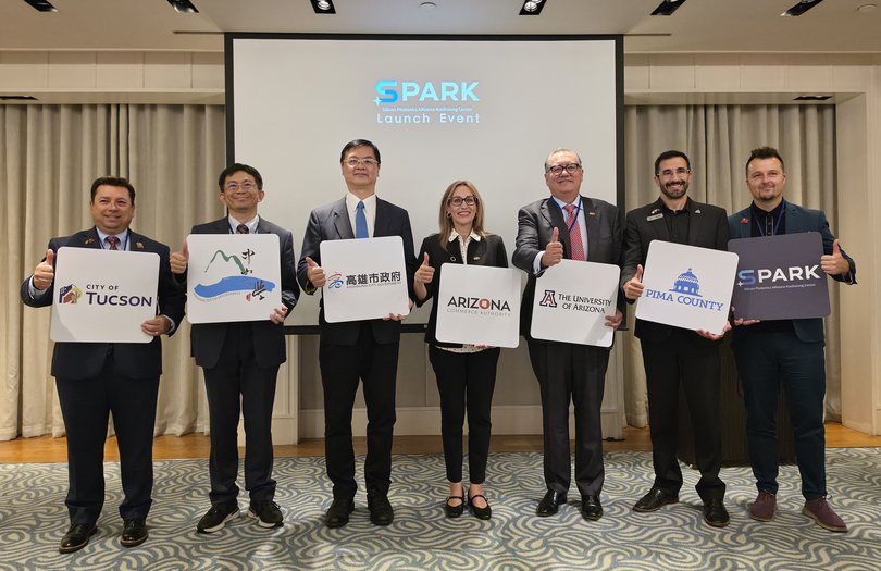 影音》AI下一戰拚「光」！　中山大學攜亞利桑那大學成立跨國矽光子中心