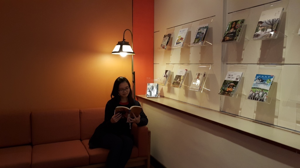 快啟程出發吧！ 在書香裡找到旅行的藍圖(另開新視窗/jpg檔)圖片