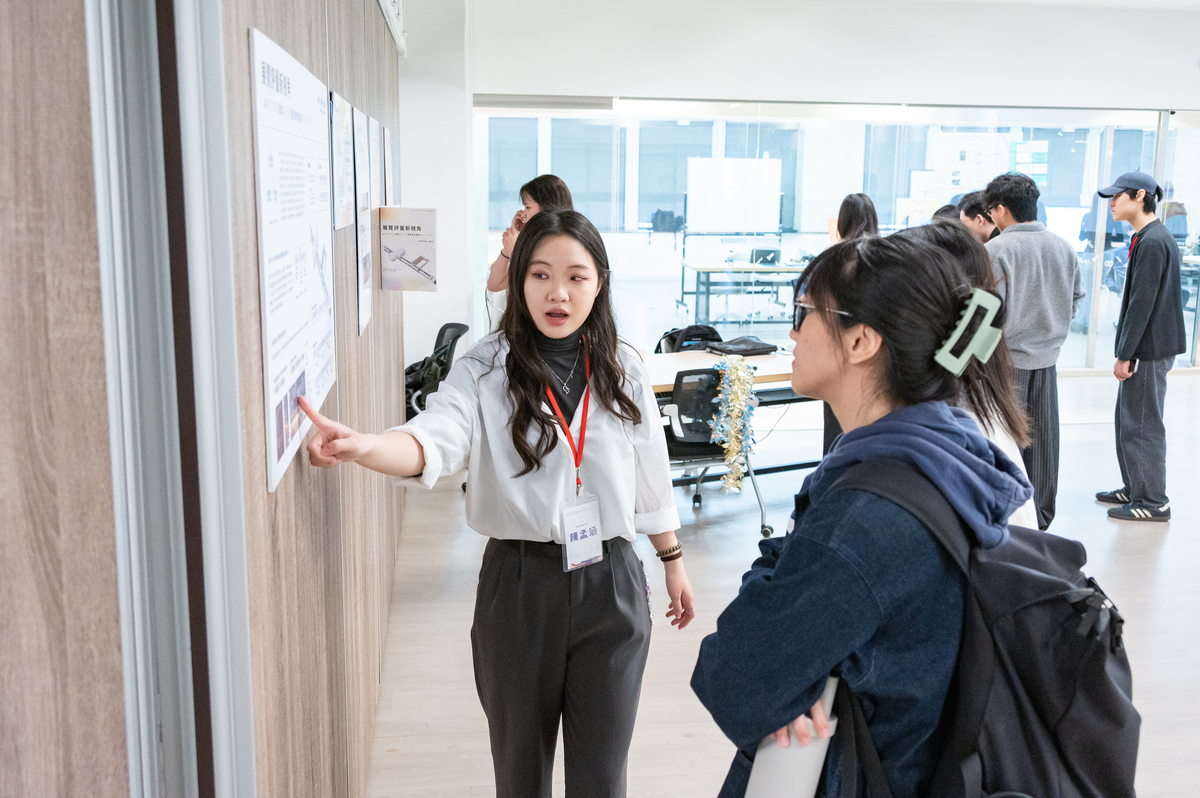 學生介紹專題(另開新視窗/jpg檔)圖片