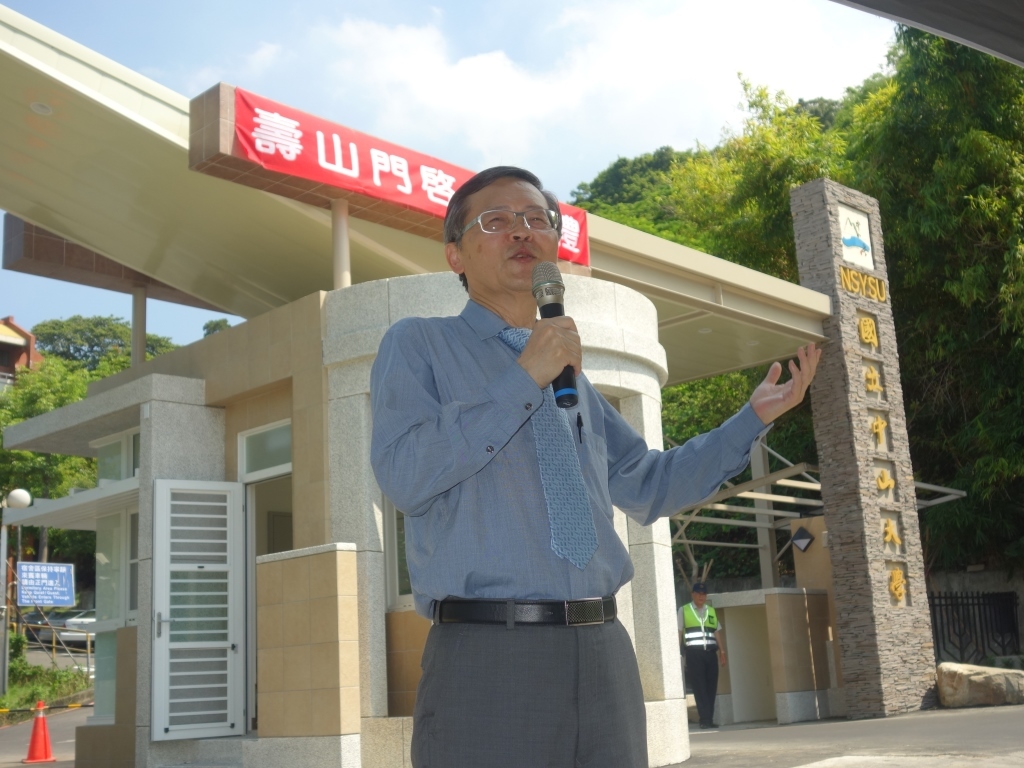 吳濟華代理校長(另開新視窗/jpg檔)圖片