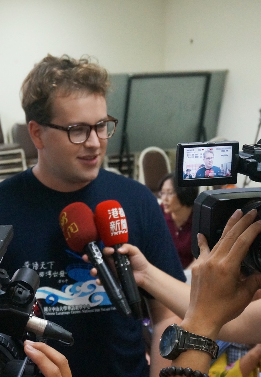 華語中心外籍生提前包粽慶端午(另開新視窗/jpg檔)圖片