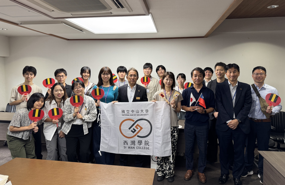 師生團隊拜會高知縣觀光振興部部長小西繁雄先生(另開新視窗/jpg檔)圖片