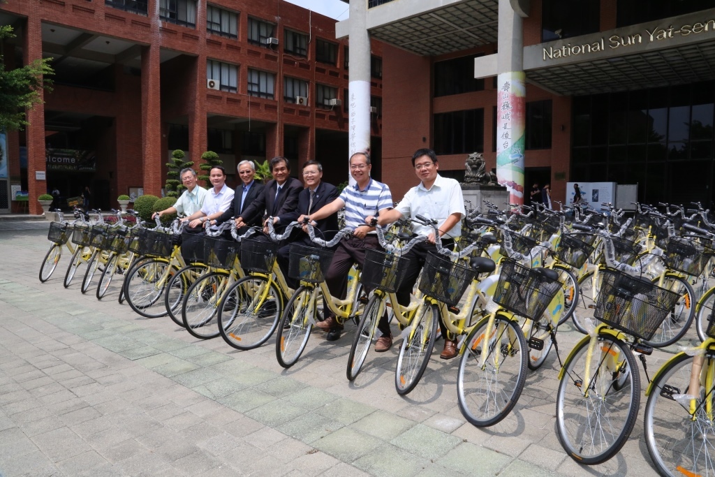 中山大學獲贈百輛單車　推行綠色校園(另開新視窗/jpg檔)圖片