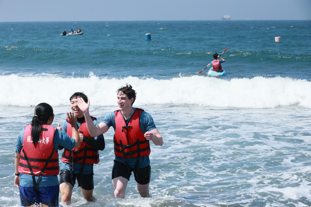 獨木舟體驗(另開新視窗/jpg檔)圖片