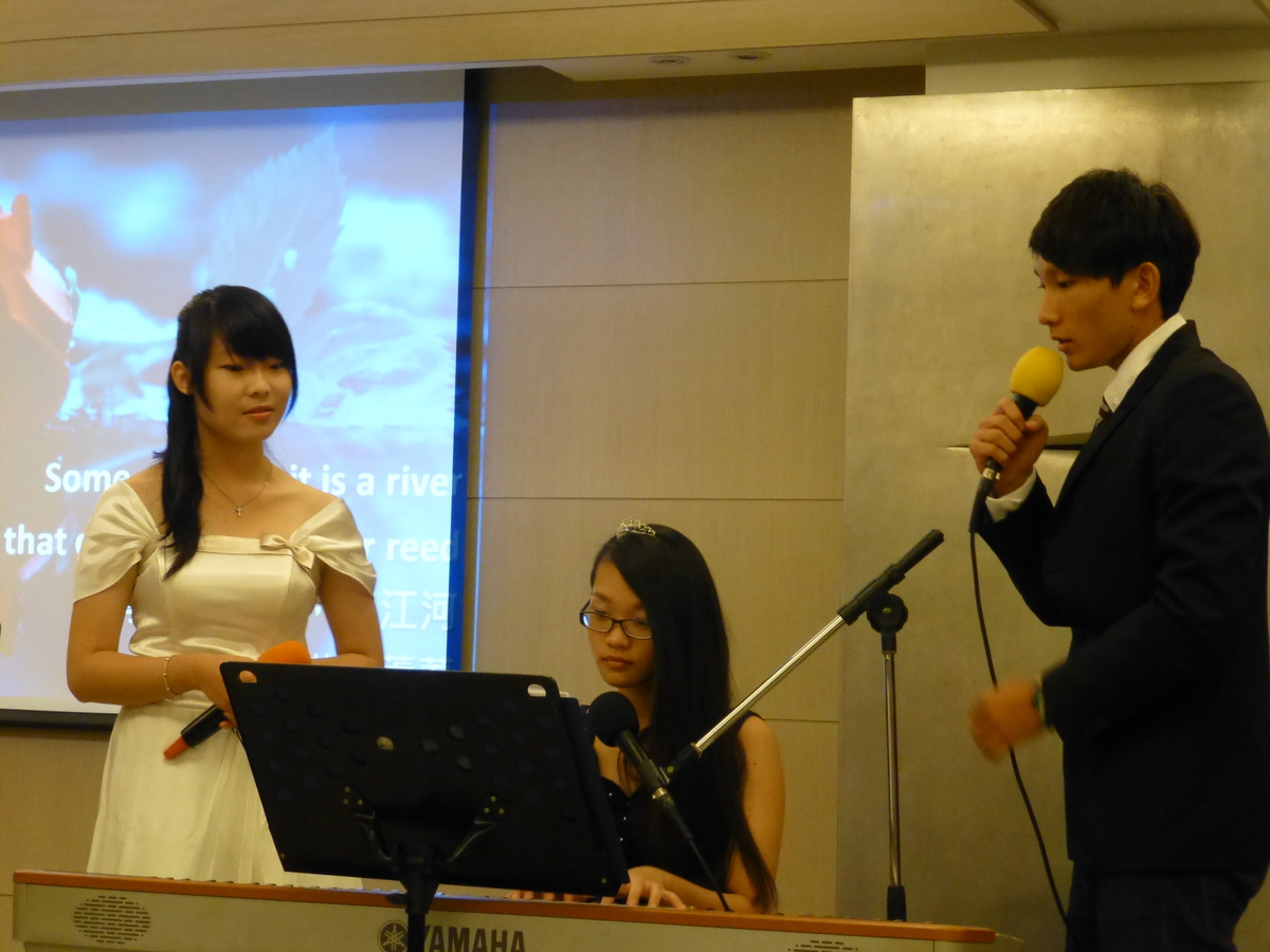 溫暖的音樂表演(另開新視窗/jpg檔)圖片