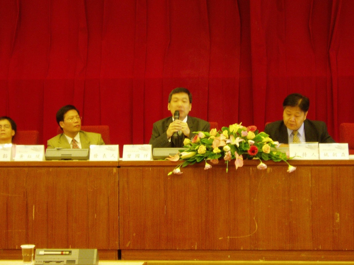 這次研討會將分八大主題進行討論，包括「議會與民主發展」、「議會與地方發展」、「議會內部運作」、「府會關係與府際關係」、「議會代表性」、「全球化與議會角色」、「比較議會」、「高雄市議會職能回顧與前瞻」等。(另開新視窗/jpg檔)圖片
