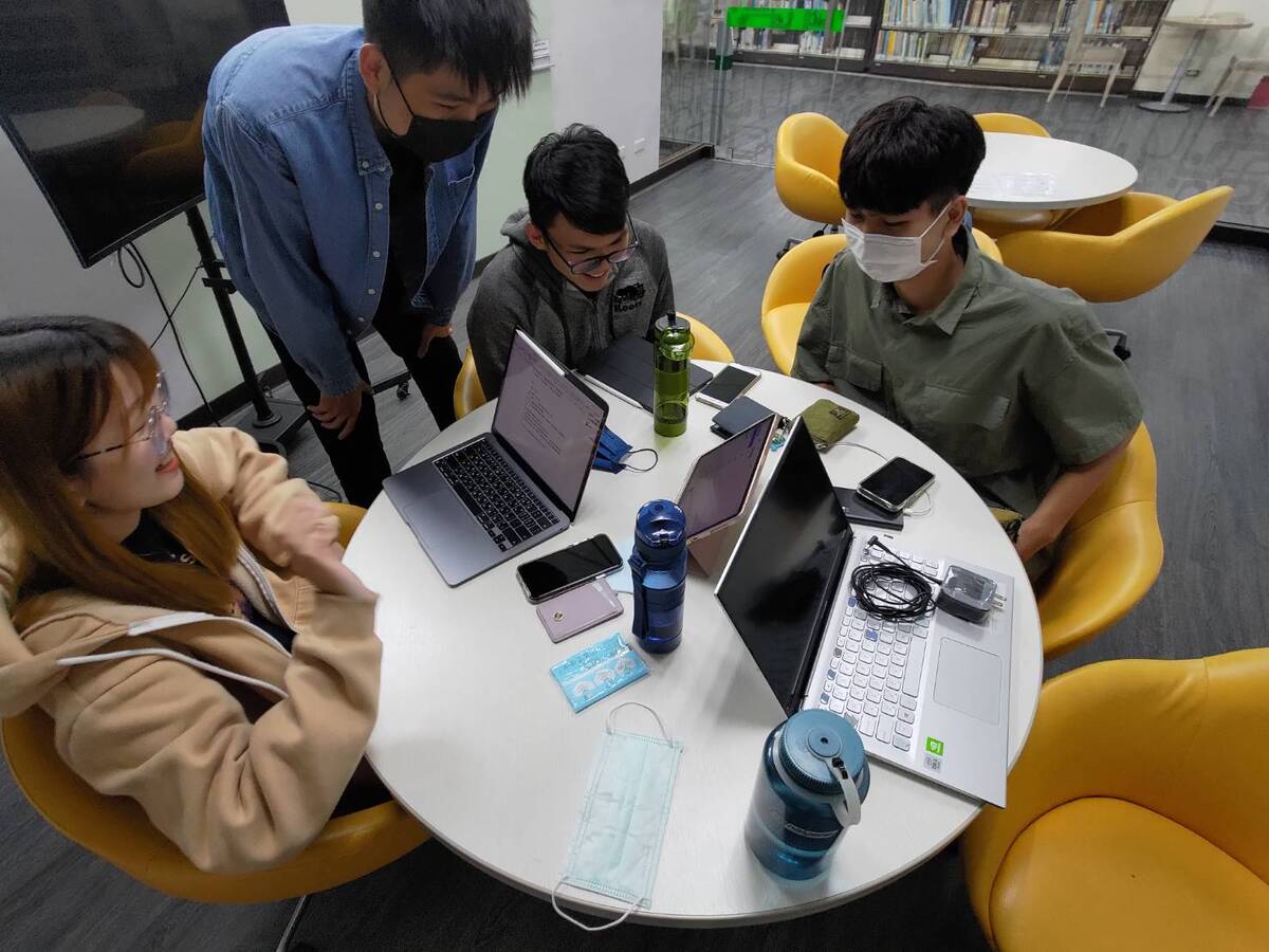 聲歷其境穿梭各國　藝文Podcast「藝術任意門」熱播(另開新視窗/jpg檔)圖片