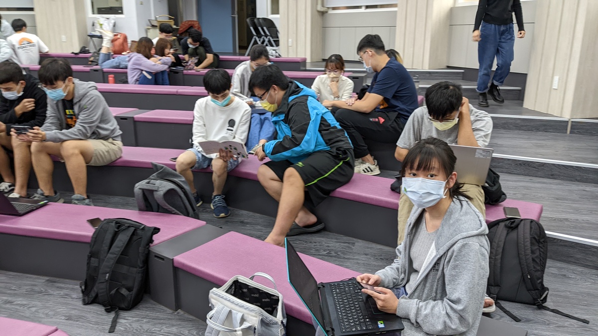 聲歷其境穿梭各國　藝文Podcast「藝術任意門」熱播(另開新視窗/jpg檔)圖片