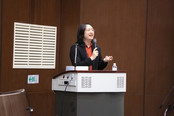 與中山學子談教育 唐鳳：學門是阻礙(另開新視窗/jpg檔)圖片
