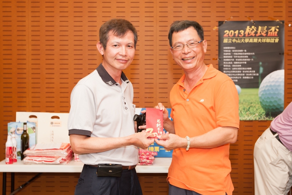 國立中山大學高爾夫球聯誼會第一屆校長盃聯誼賽圓滿落幕(另開新視窗/jpg檔)圖片
