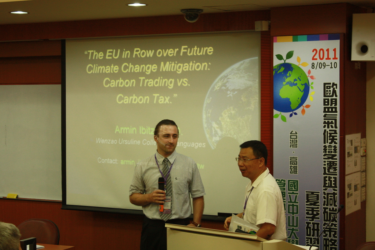中山歐盟中心辦理「2011 歐盟氣候變遷與減碳策略夏季研習專班」圓滿結束(另開新視窗/jpg檔)圖片