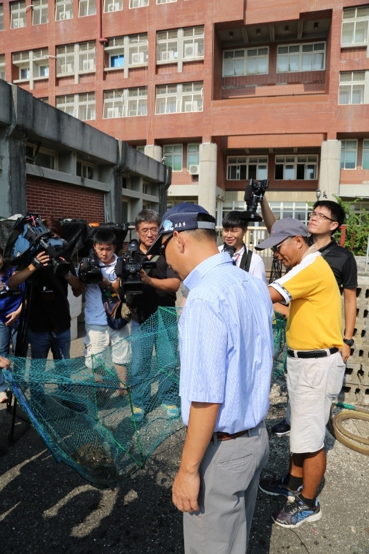 養蝦不怕暴雨水濁 中山大學研發新型水下攝影機(另開新視窗/jpg檔)圖片