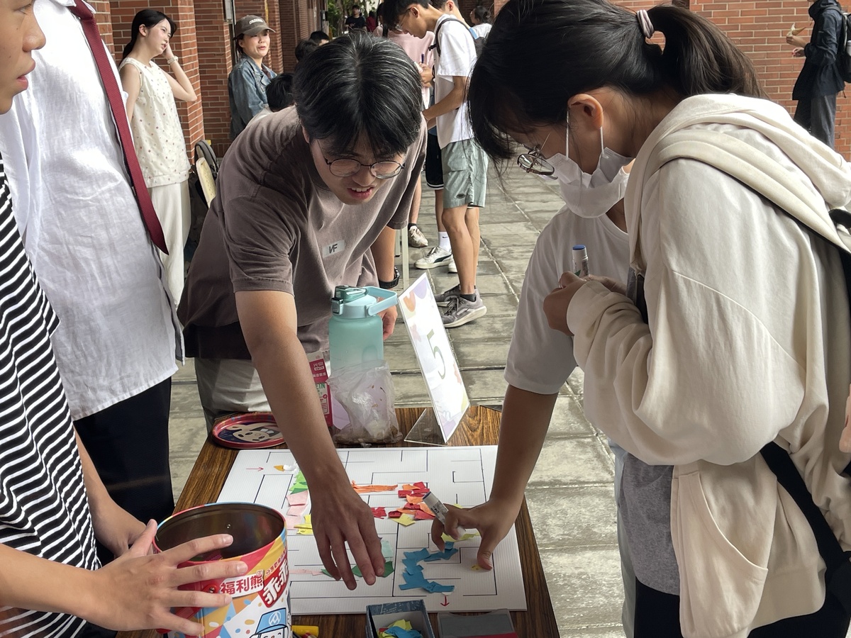 博雅課程《自我經營學：情緒、人際與生活》期末呈現(另開新視窗/jpg檔)圖片