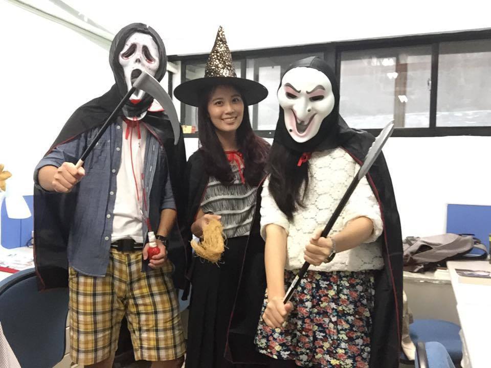 一起來搞怪！中山人管所課堂上演萬聖變裝賽(另開新視窗/jpg檔)圖片