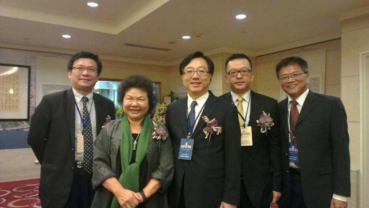校友總會理事長鄭再興  接掌高雄「港都會」(另開新視窗/jpg檔)圖片