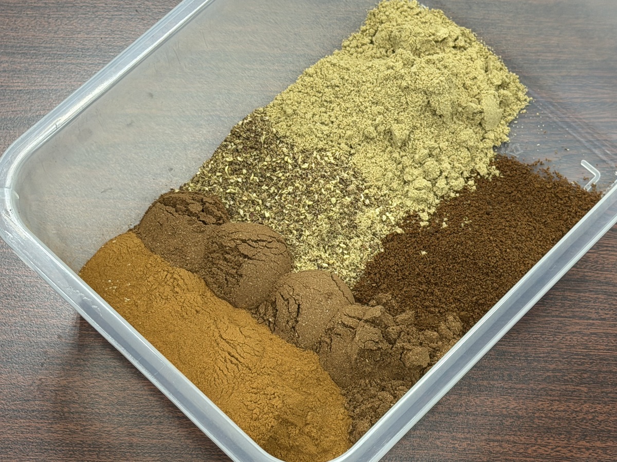 實作五香調配過程(另開新視窗/jpeg檔)圖片